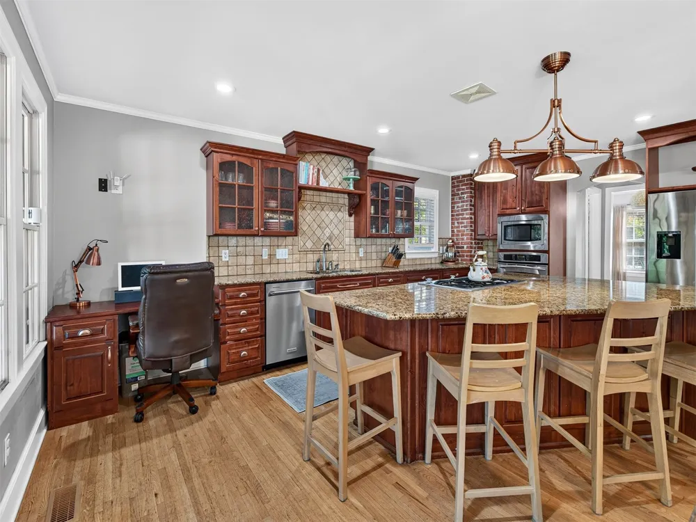 1934 S Evanston Avenue Tulsa, OK 74104
