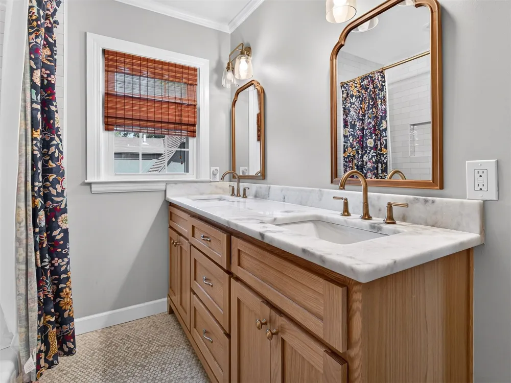 1934 S Evanston Avenue Tulsa, OK 74104