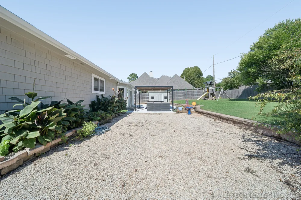1909 E 35th Place Tulsa, OK 74105