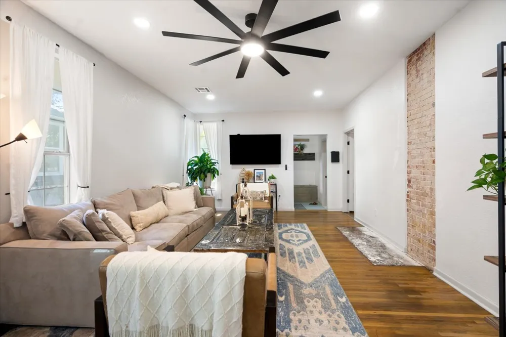 1911 W Cameron Street Tulsa, OK 74127