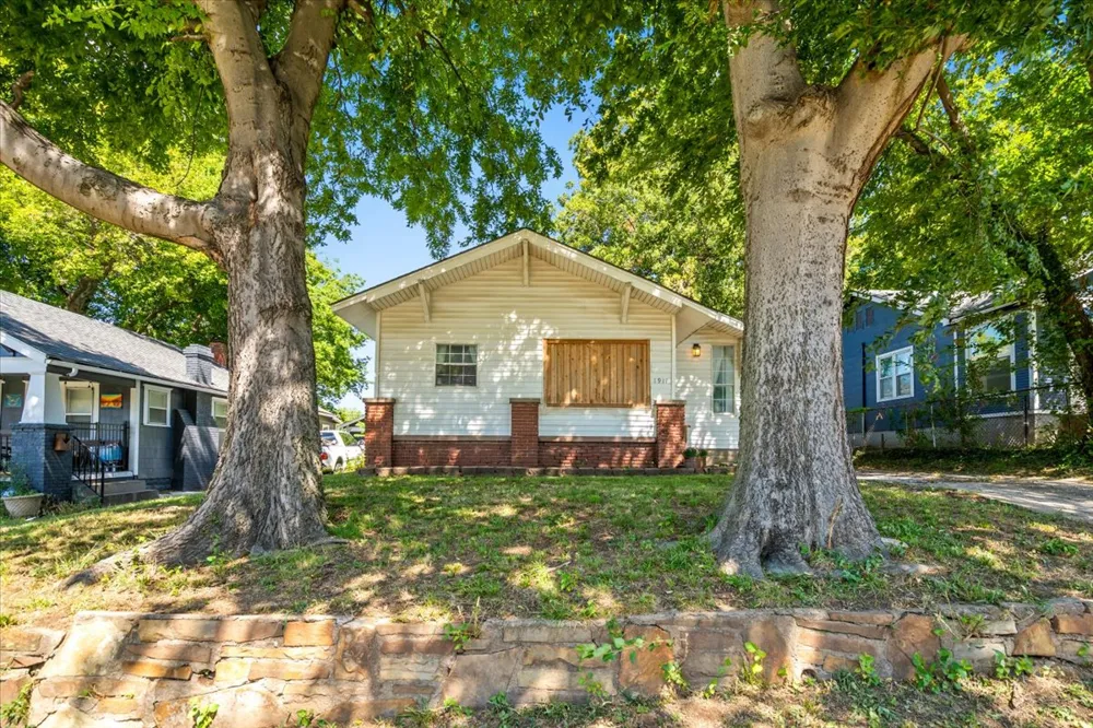 1911 W Cameron Street Tulsa, OK 74127
