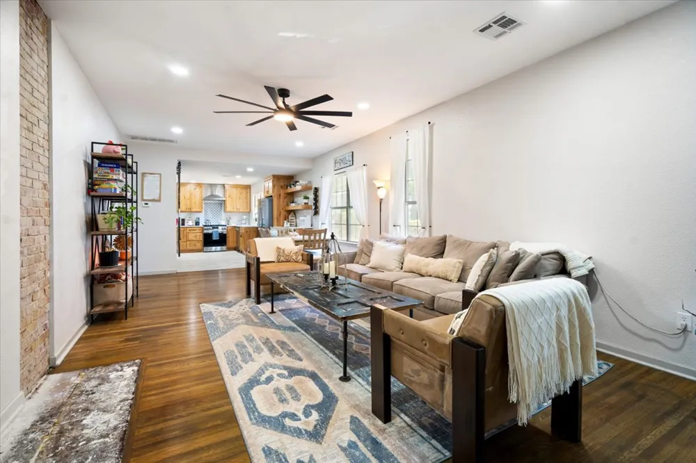 1911 W Cameron Street Tulsa, OK 74127
