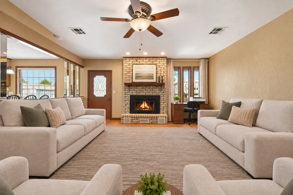 1517 Merlin Circle Pryor, OK 74361