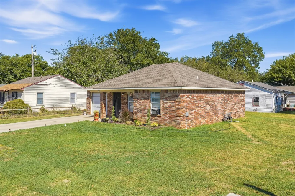 617 NE 6th Avenue Ardmore, OK 73401
