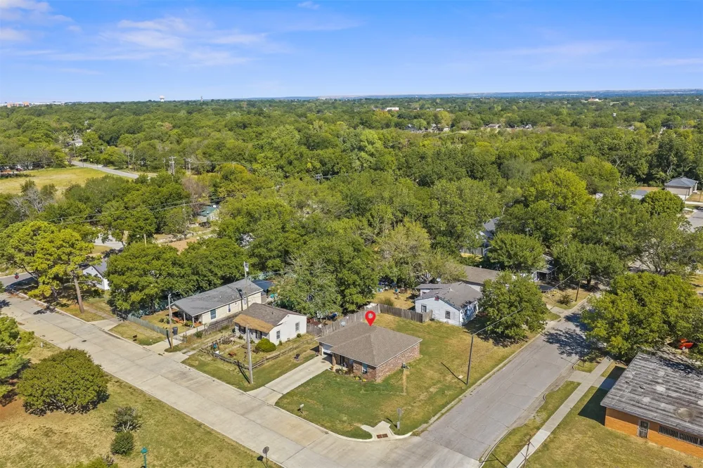 617 NE 6th Avenue Ardmore, OK 73401