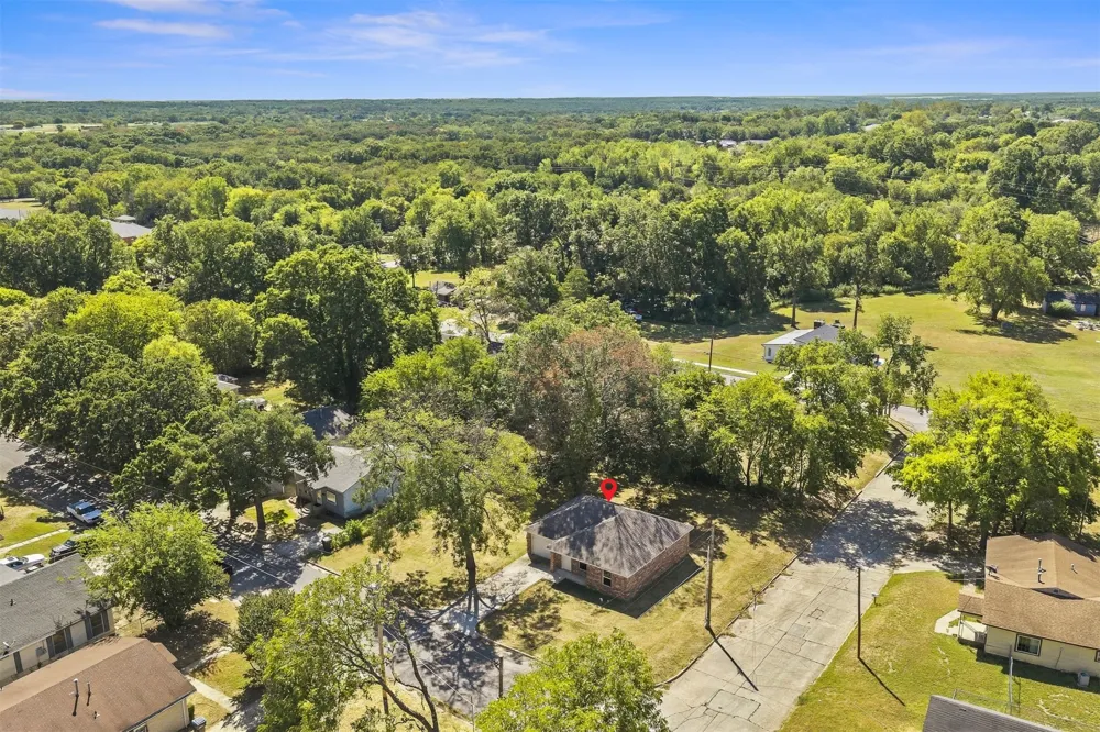 702 SE White Street Ardmore, OK 73401