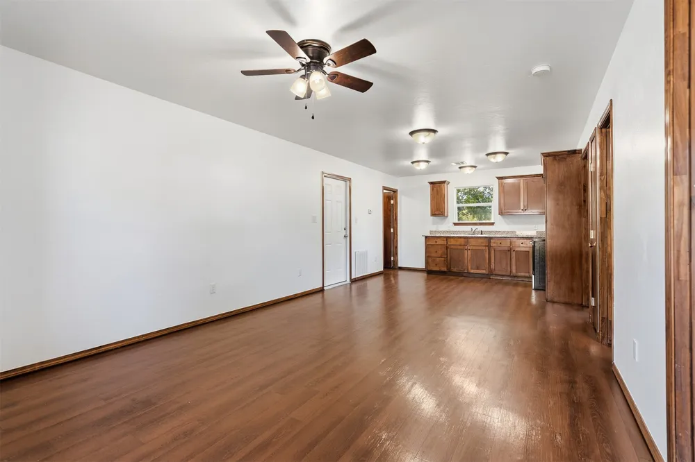 702 SE White Street Ardmore, OK 73401