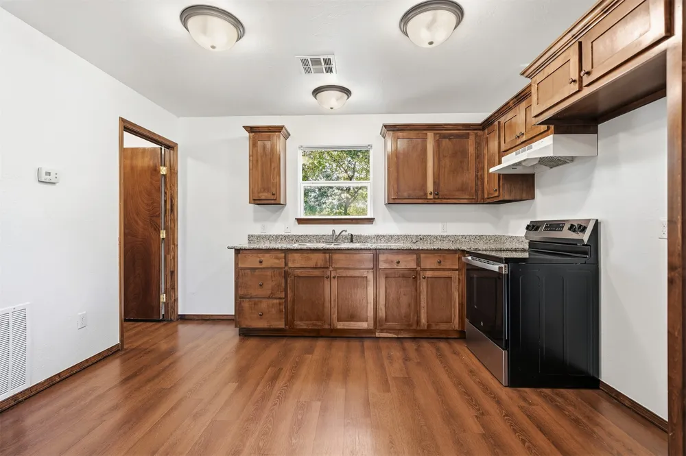 702 SE White Street Ardmore, OK 73401