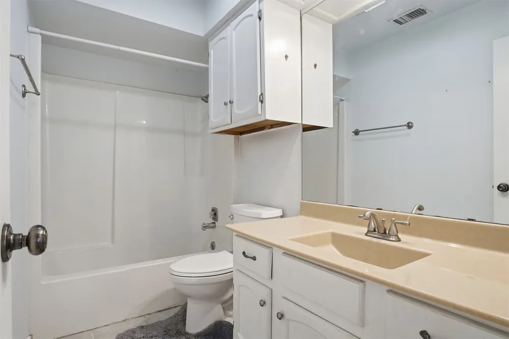 2002 W Ithica Street Broken Arrow, OK 74012