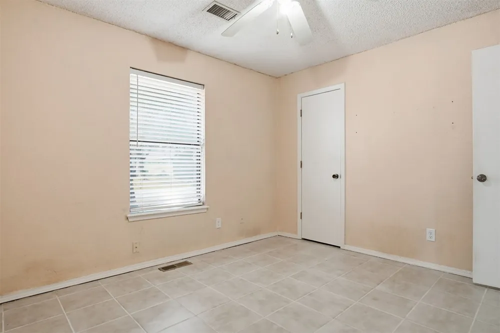 2002 W Ithica Street Broken Arrow, OK 74012