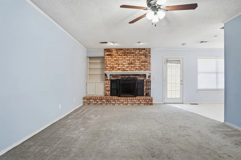 2002 W Ithica Street Broken Arrow, OK 74012