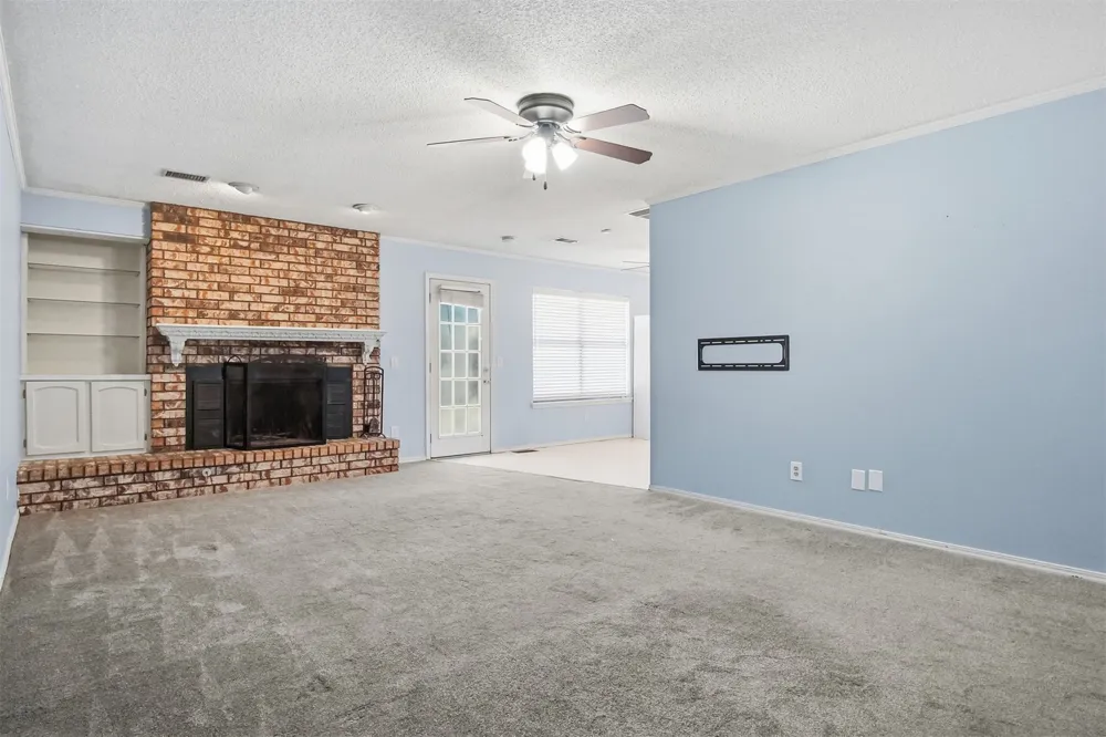 2002 W Ithica Street Broken Arrow, OK 74012