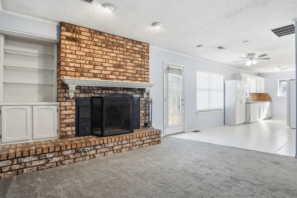 2002 W Ithica Street Broken Arrow, OK 74012