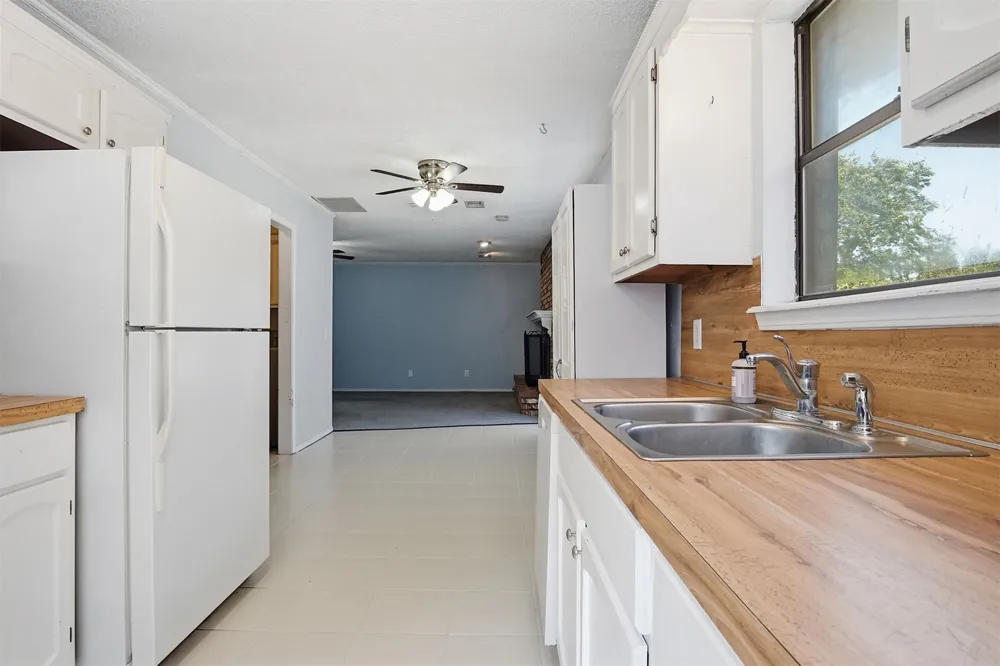 2002 W Ithica Street Broken Arrow, OK 74012