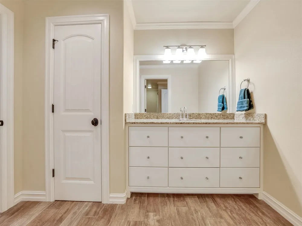 10610 S Nandina Court Jenks, OK 74037