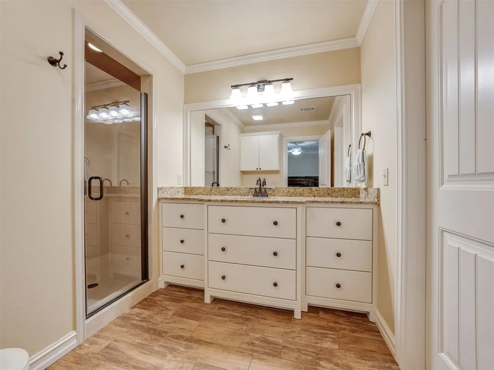 10610 S Nandina Court Jenks, OK 74037