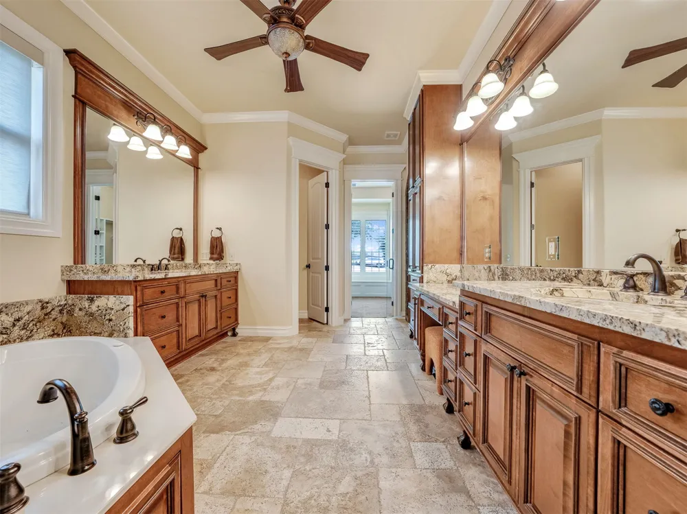 10610 S Nandina Court Jenks, OK 74037