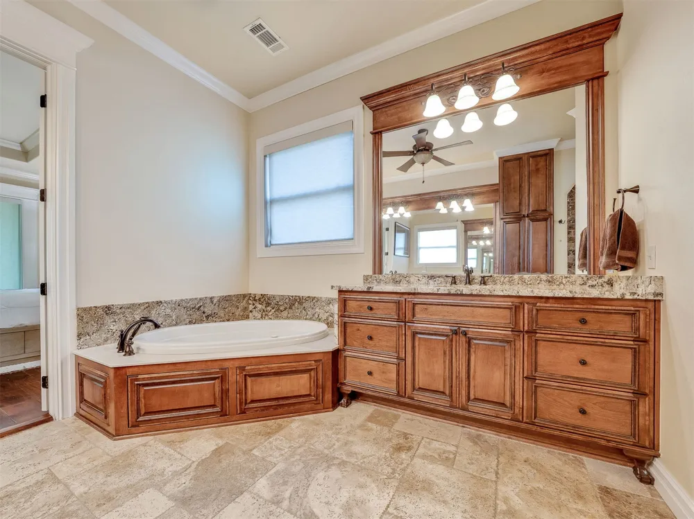 10610 S Nandina Court Jenks, OK 74037