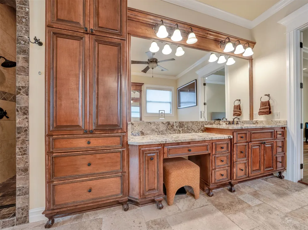 10610 S Nandina Court Jenks, OK 74037