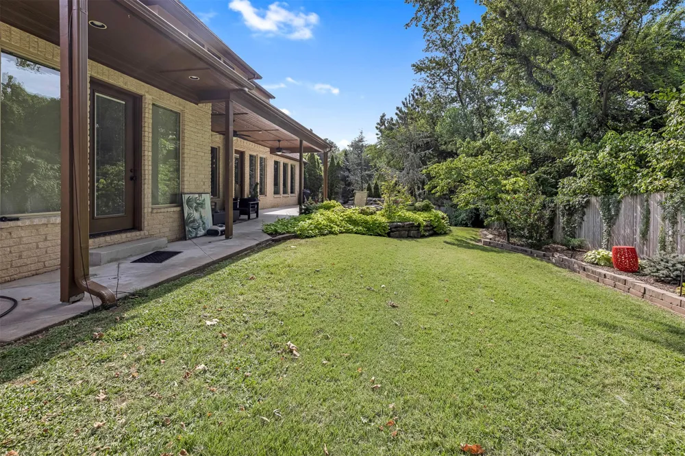 10610 S Nandina Court Jenks, OK 74037