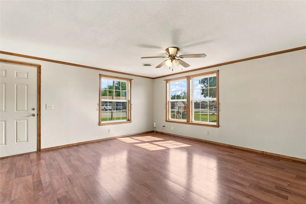 212 Duncan Avenue Checotah, OK 74426