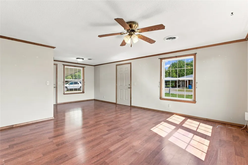 212 Duncan Avenue Checotah, OK 74426