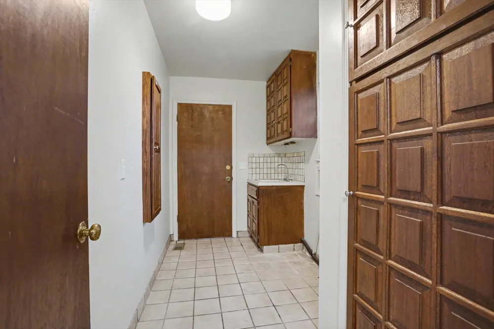 1713 E 60th Street Tulsa, OK 74105