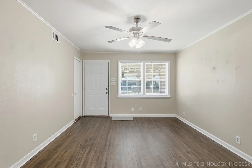 5951 E King Place Tulsa, OK 74115