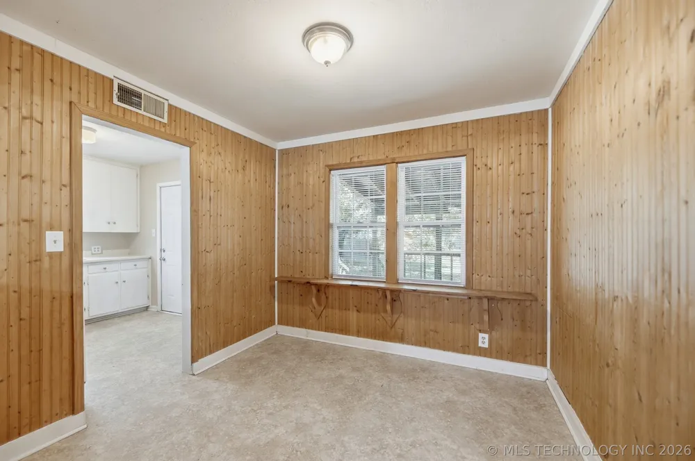 5951 E King Place Tulsa, OK 74115