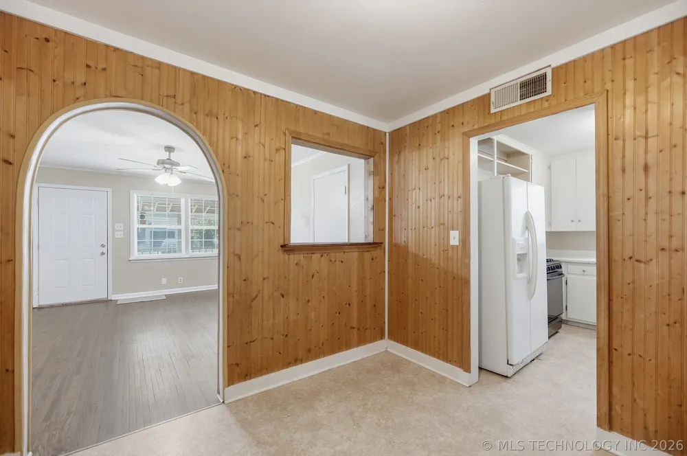 5951 E King Place Tulsa, OK 74115