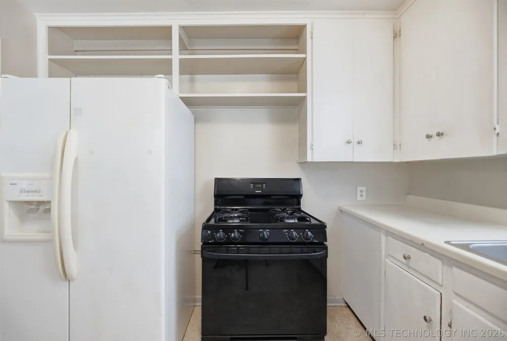 5951 E King Place Tulsa, OK 74115