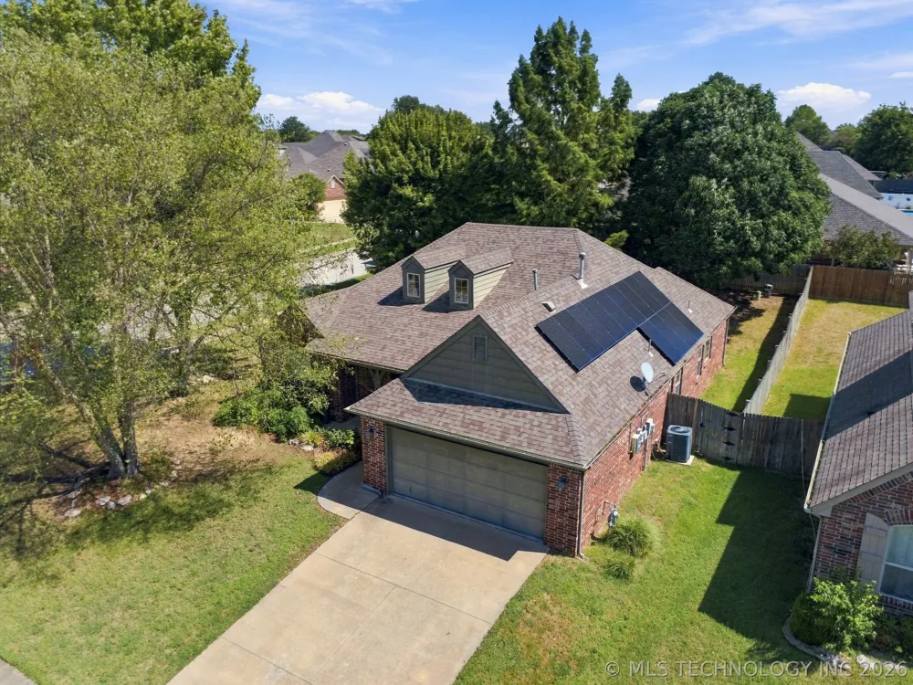 901 S 71st Street Broken Arrow, OK 74014