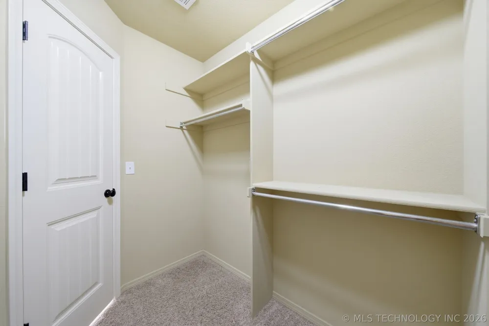 901 S 71st Street Broken Arrow, OK 74014
