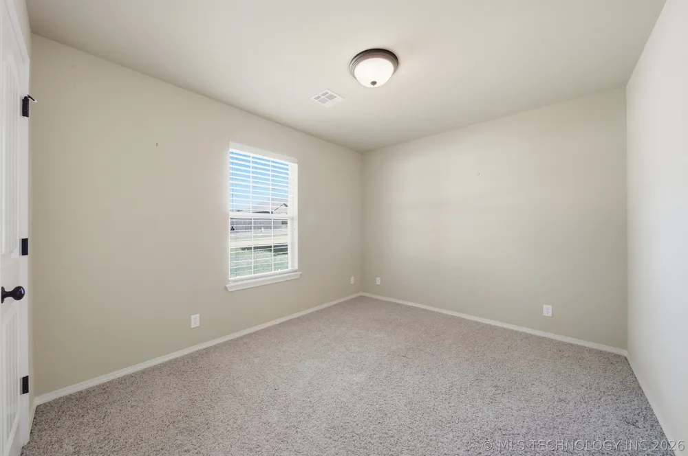 901 S 71st Street Broken Arrow, OK 74014