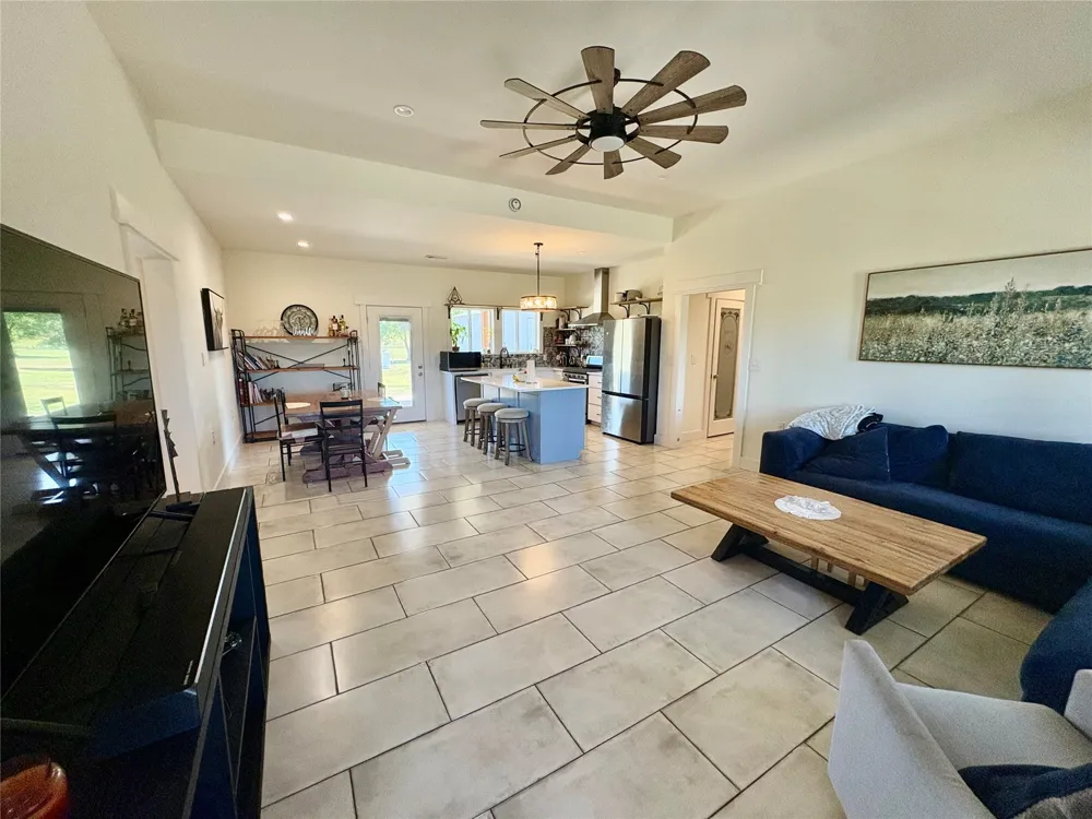 313 Nauvoo Hills Road Caddo, OK 74729