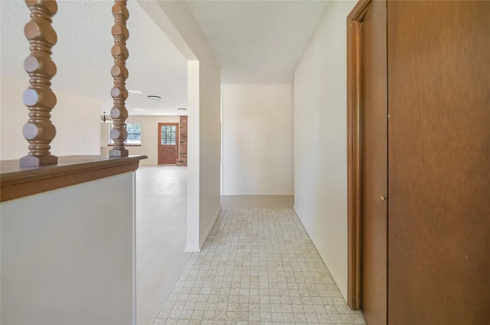 8966 E 56th Place Tulsa, OK 74145