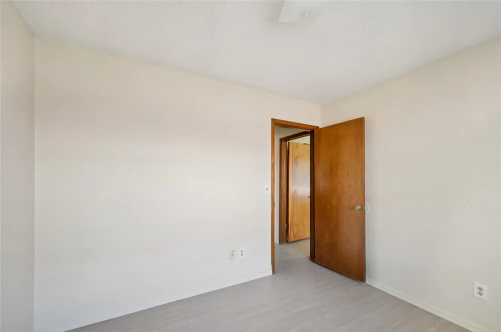 8966 E 56th Place Tulsa, OK 74145