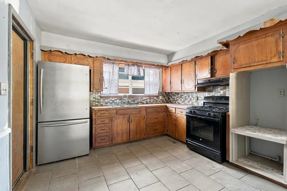 609 S 102nd East Avenue Tulsa, OK 74128