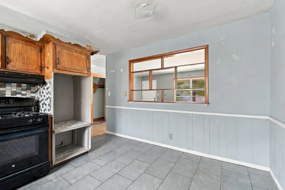 609 S 102nd East Avenue Tulsa, OK 74128