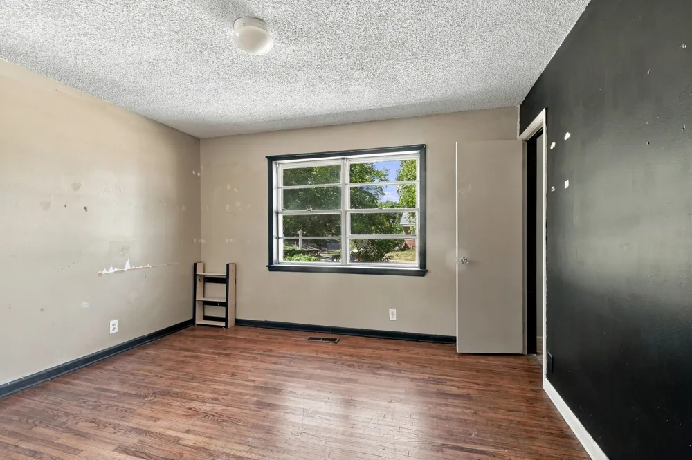 609 S 102nd East Avenue Tulsa, OK 74128