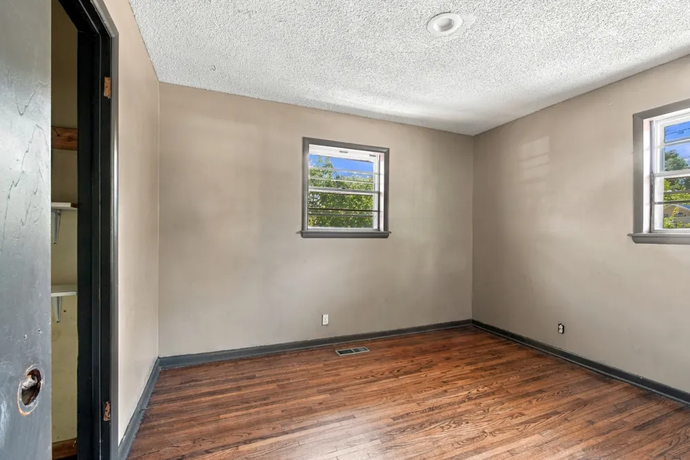 609 S 102nd East Avenue Tulsa, OK 74128