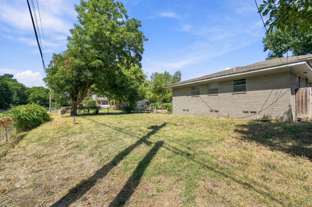 609 S 102nd East Avenue Tulsa, OK 74128