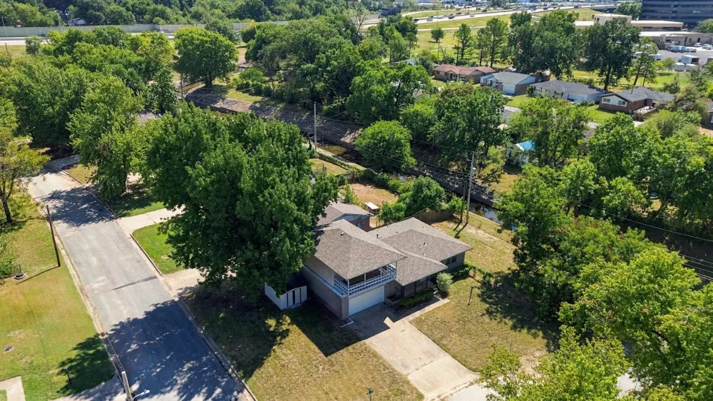 609 S 102nd East Avenue Tulsa, OK 74128