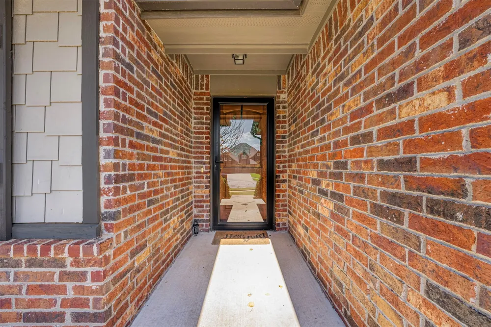 2612 W Van Buren Court Broken Arrow, OK 74011