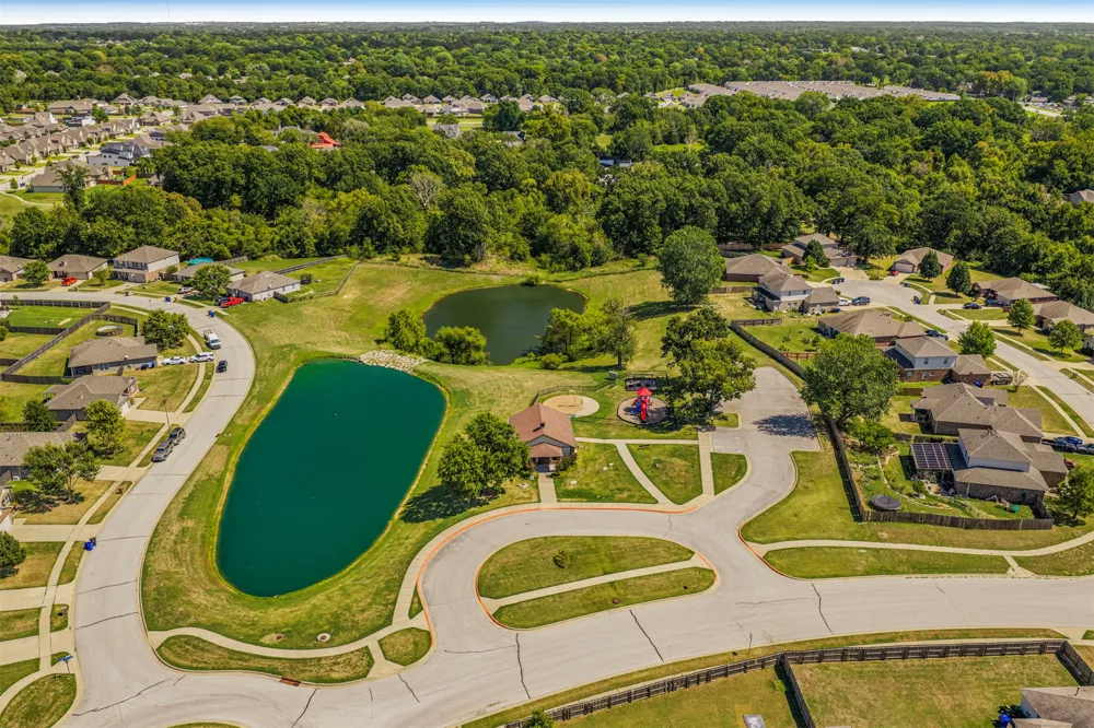 2612 W Van Buren Court Broken Arrow, OK 74011