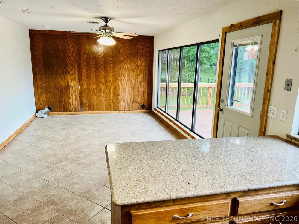 6800 Magnolia Drive Kingston, OK 73439