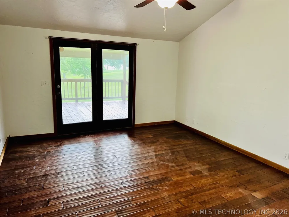 6800 Magnolia Drive Kingston, OK 73439