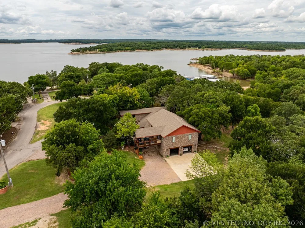 9094 Waters Edge Kingston, OK 73439