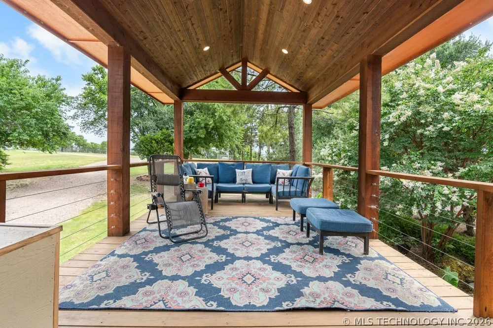 9094 Waters Edge Kingston, OK 73439