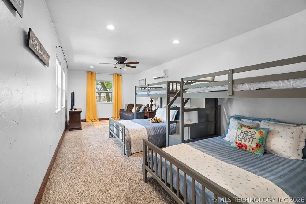 9094 Waters Edge Kingston, OK 73439